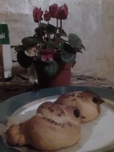 Жаворонки из теста фото